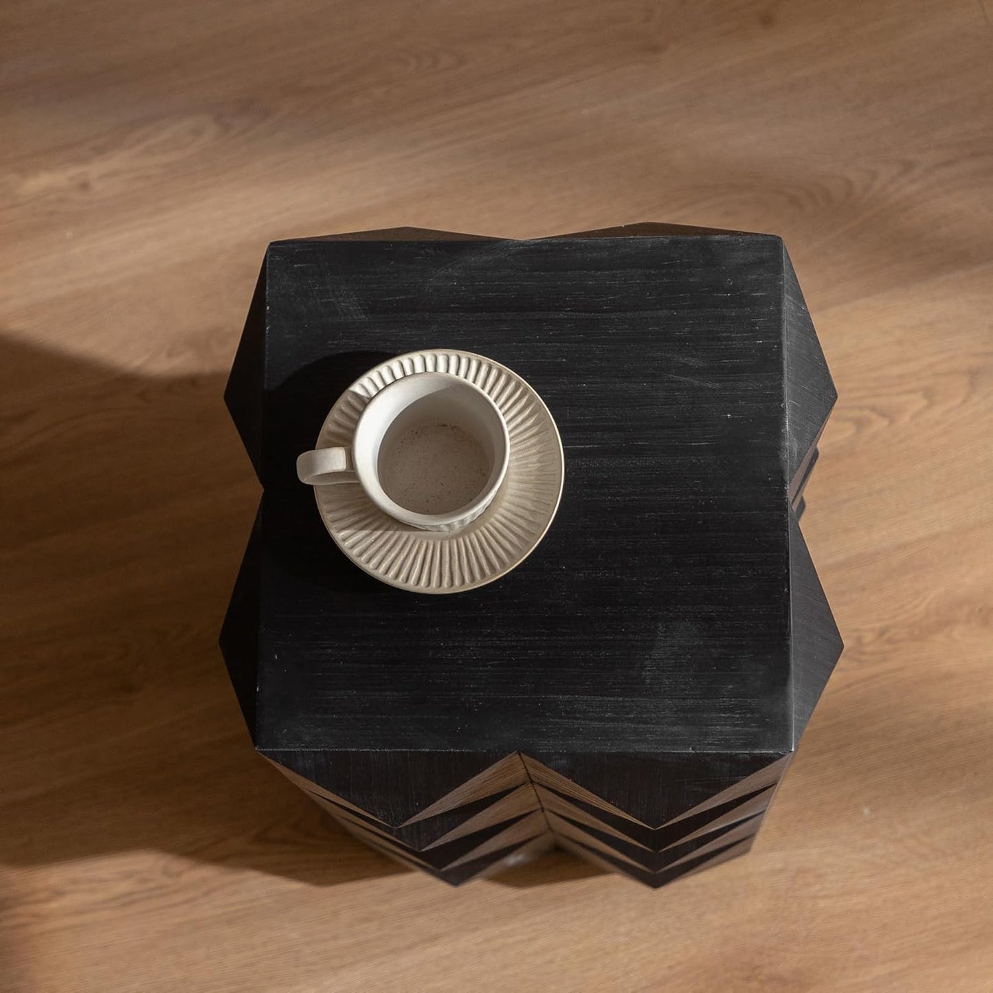 Embossed Pattern Accent Furniture 🪑 Modern Decorative Stool